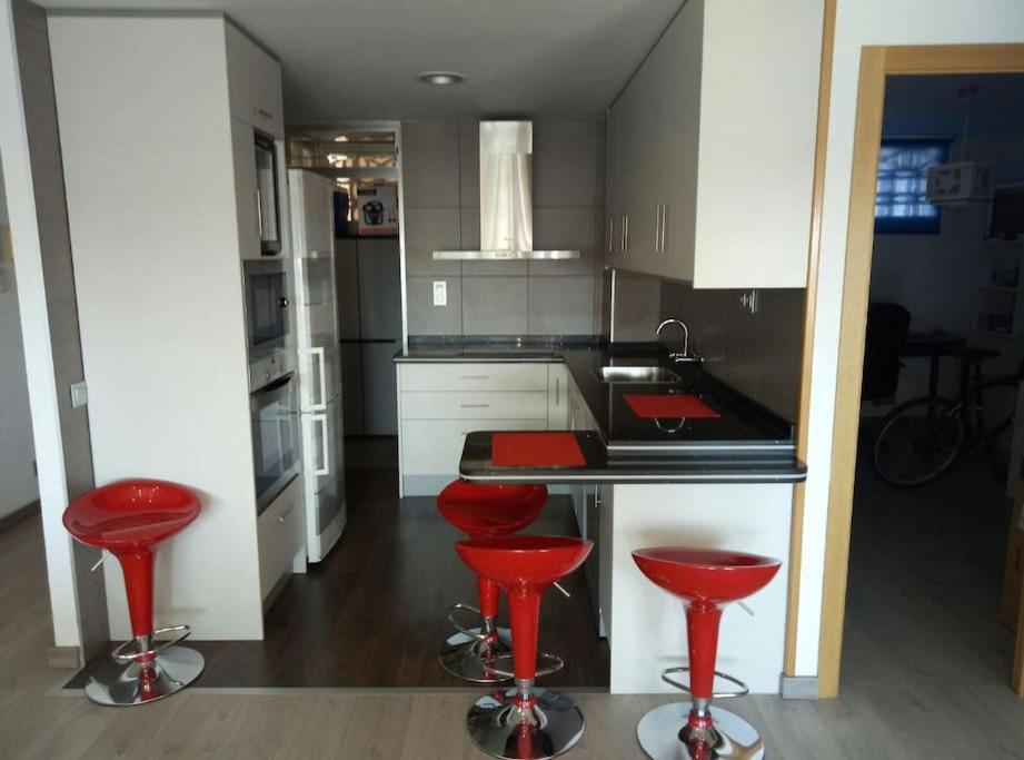 70 Sqm Apartment With Seaview In Arenales Del Sol. ภายนอก รูปภาพ