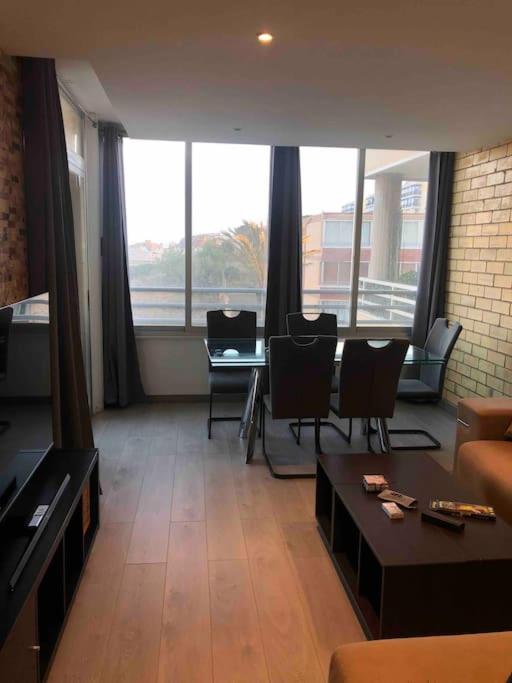 70 Sqm Apartment With Seaview In Arenales Del Sol. ภายนอก รูปภาพ